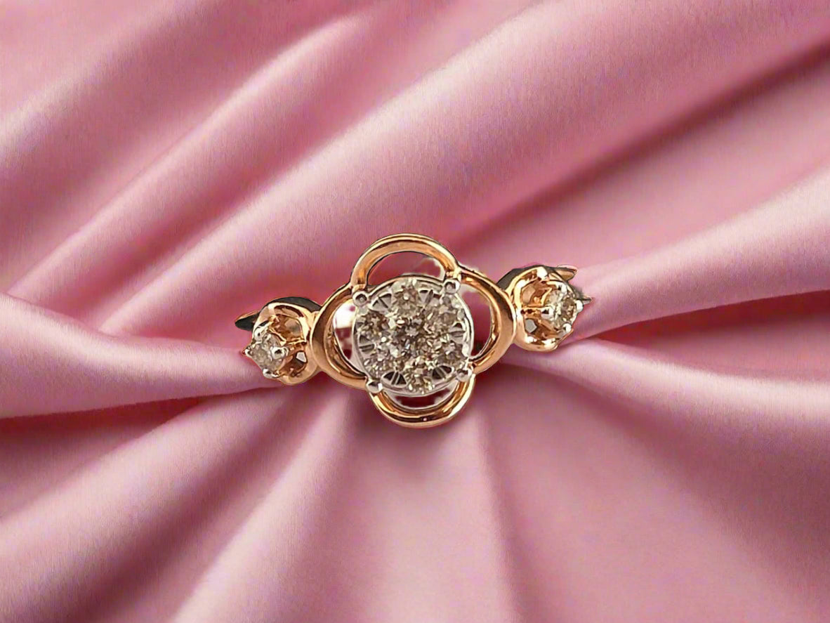Celeste Halo Gold Ring