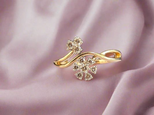 Cora Halo Gold Ring